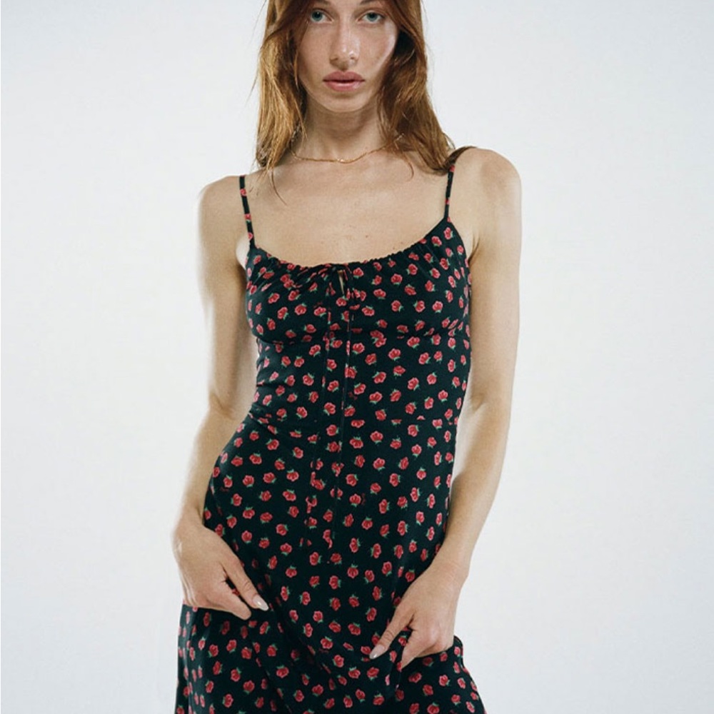 realisation par alba dress in rosalita